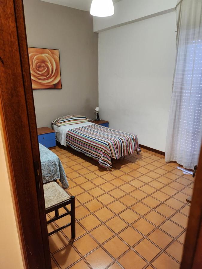 B&B Nettuno Beach Milazzo Buitenkant foto
