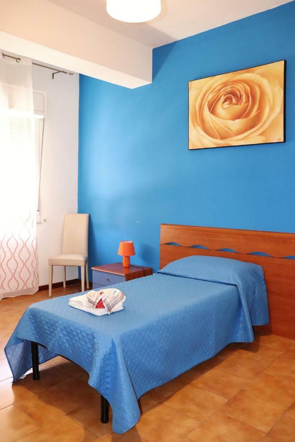 B&B Nettuno Beach Milazzo Buitenkant foto